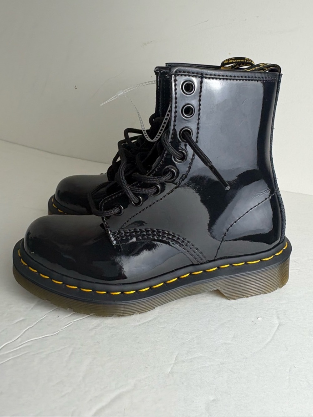 DR. MARTENS 11821 Women's Boot Patent Leather 1460 Combat Boots Black Size 5 New
